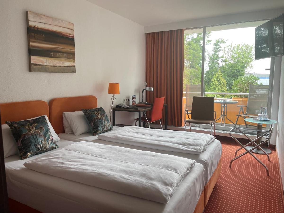 Hotel Unterfeldhaus Erkrath Εξωτερικό φωτογραφία