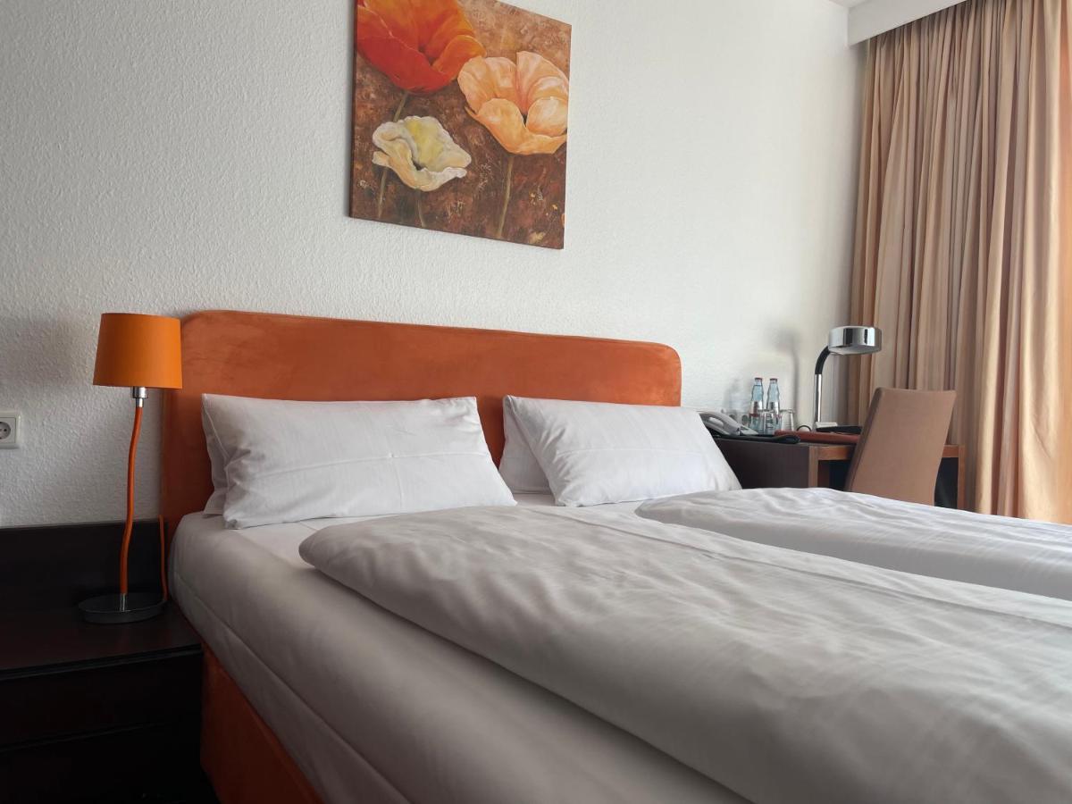 Hotel Unterfeldhaus Erkrath Εξωτερικό φωτογραφία