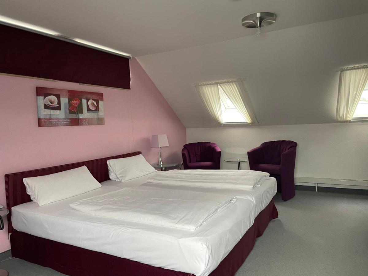 Hotel Unterfeldhaus Erkrath Εξωτερικό φωτογραφία