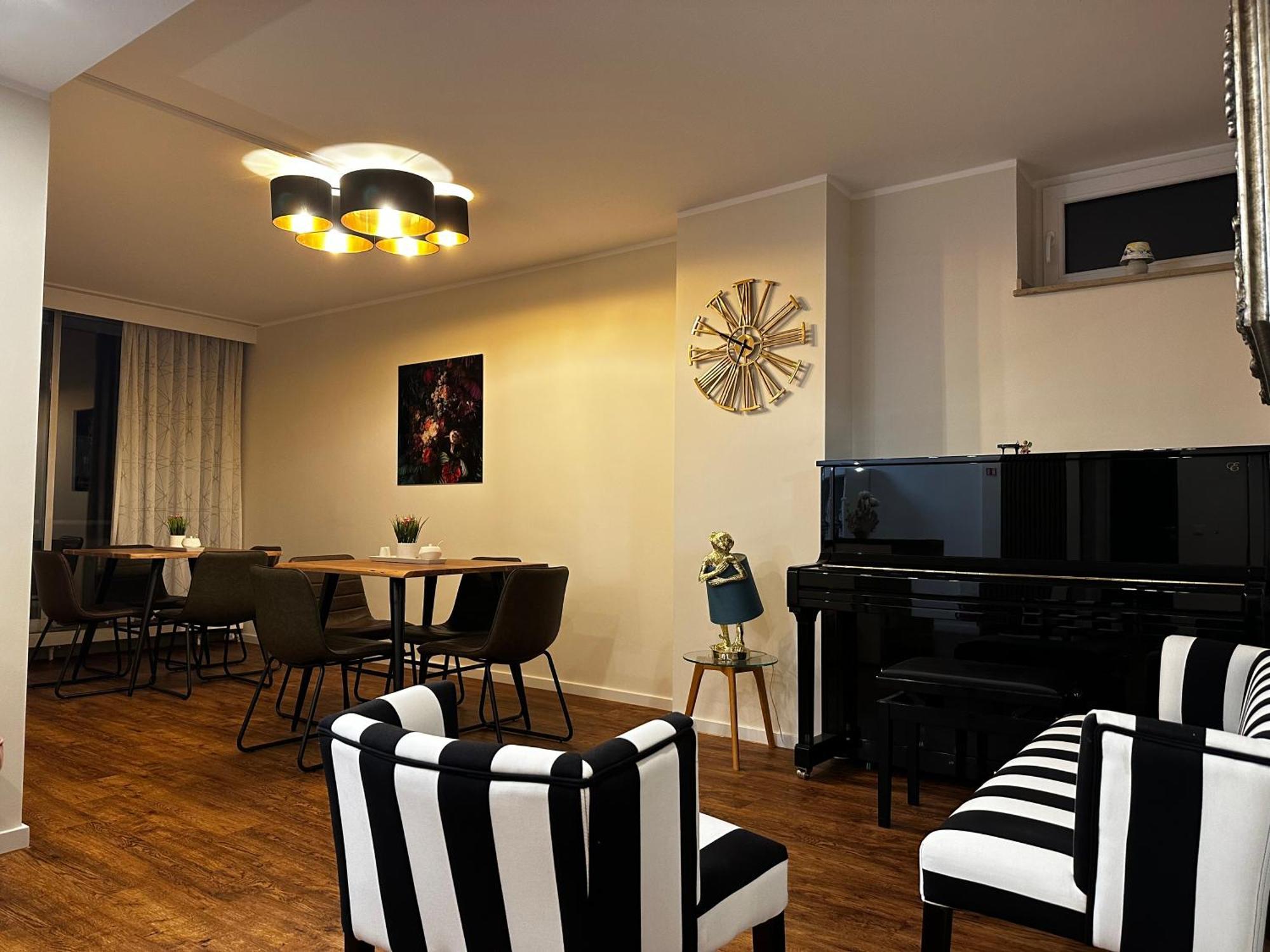 Hotel Unterfeldhaus Erkrath Εξωτερικό φωτογραφία