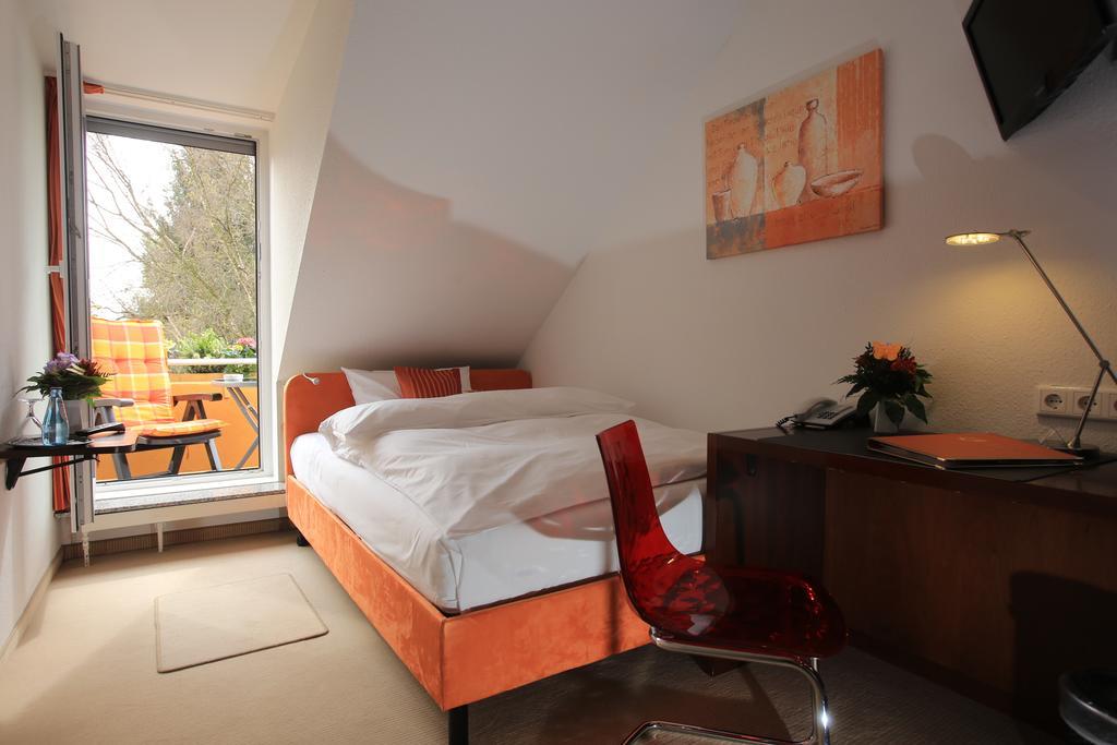 Hotel Unterfeldhaus Erkrath Εξωτερικό φωτογραφία