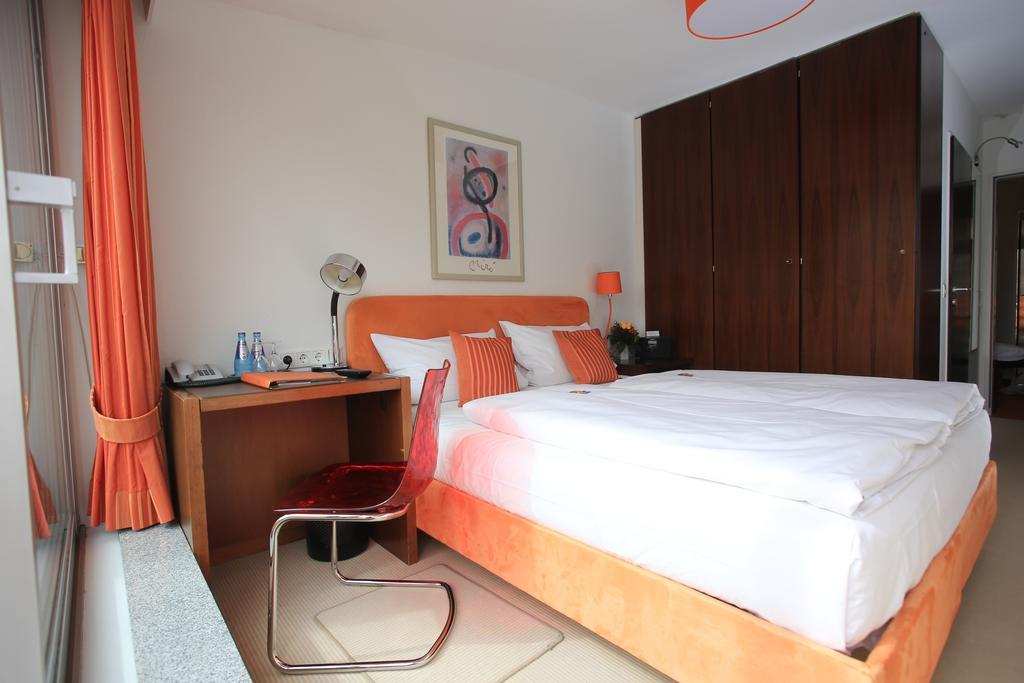 Hotel Unterfeldhaus Erkrath Εξωτερικό φωτογραφία