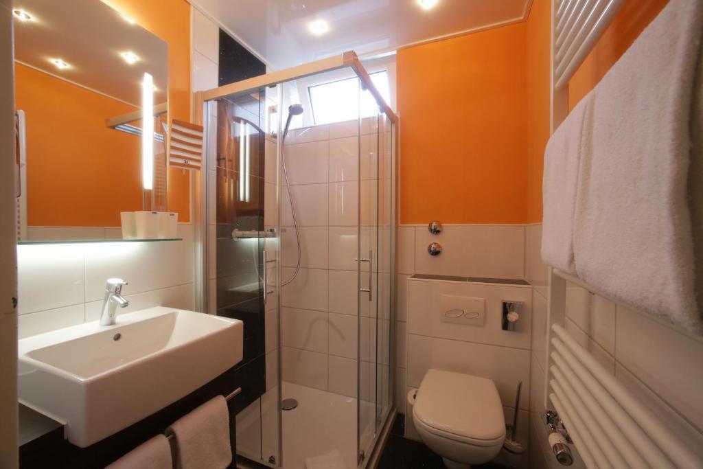 Hotel Unterfeldhaus Erkrath Εξωτερικό φωτογραφία